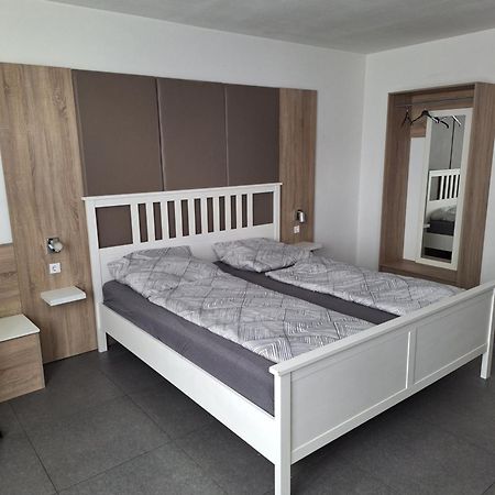 modern Hoteliving Gießen Eksteriør billede